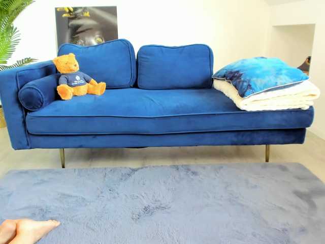 IssaBelle18 live cam on BongaCams