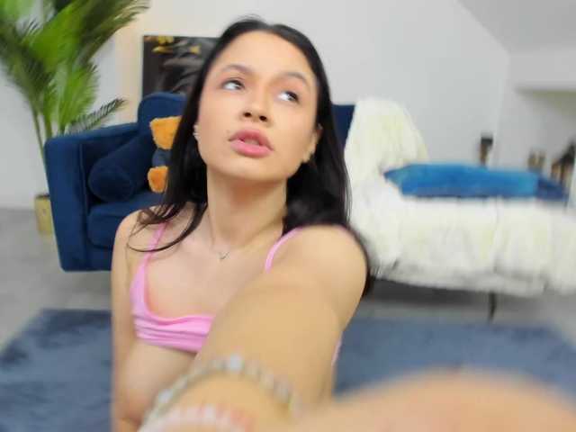 IssaBelle18