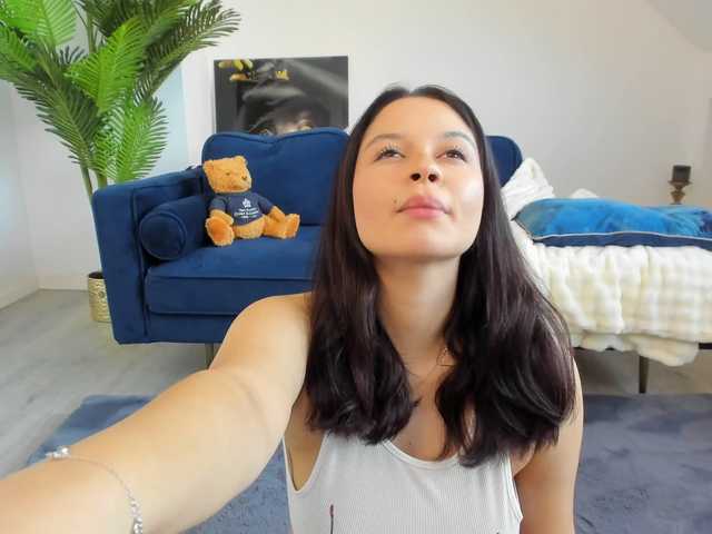 IssaBelle18