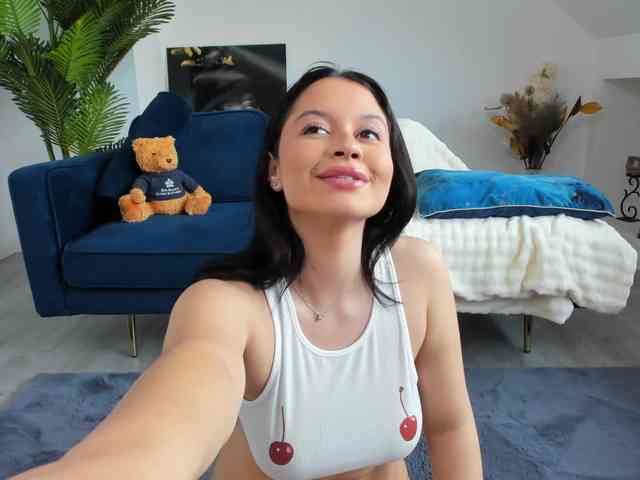 IssaBelle18