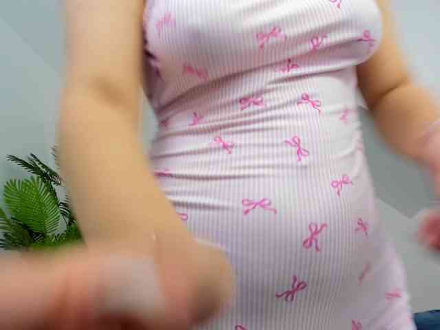 IssaBelle18 webcam