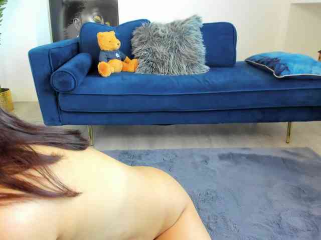 IssaBelle18