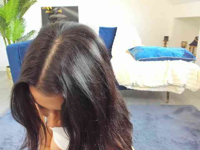 IssaBelle18