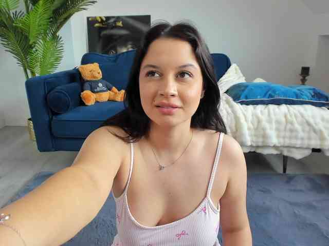 IssaBelle18
