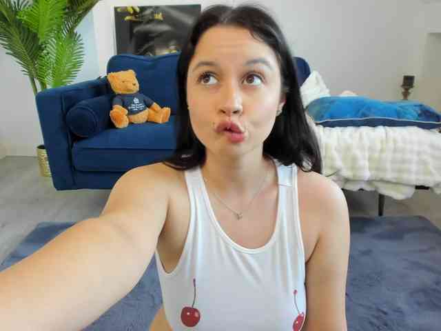 IssaBelle18