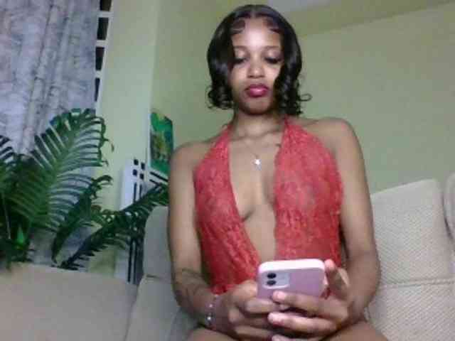 SexxyCee