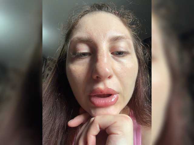 модель Valeriakisa28