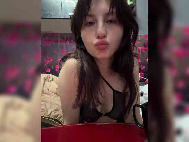 Valeriakisa28 webcam