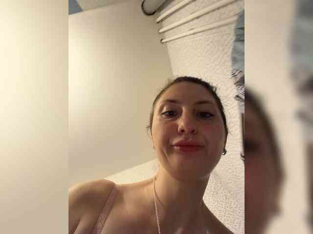 Valeriakisa28 webcam