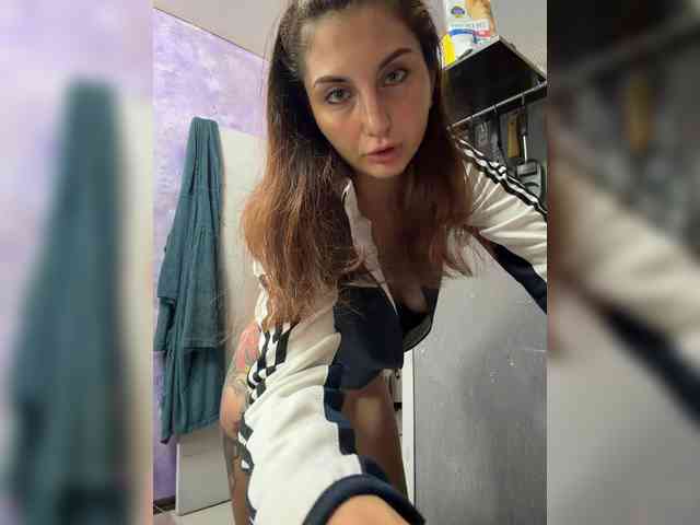 Valeriakisa28 webcam