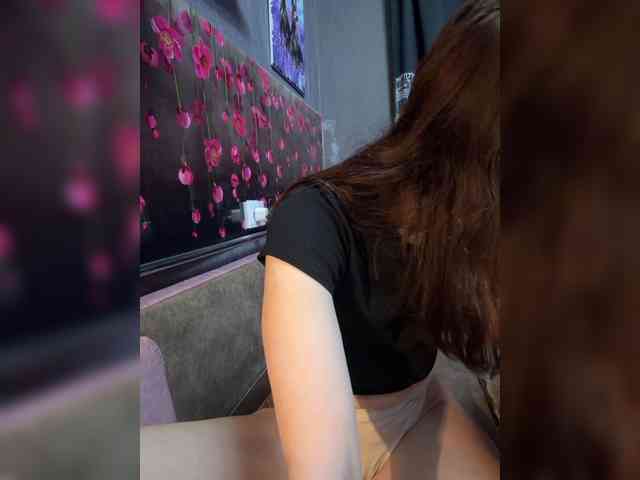 Valeriakisa28 webcam