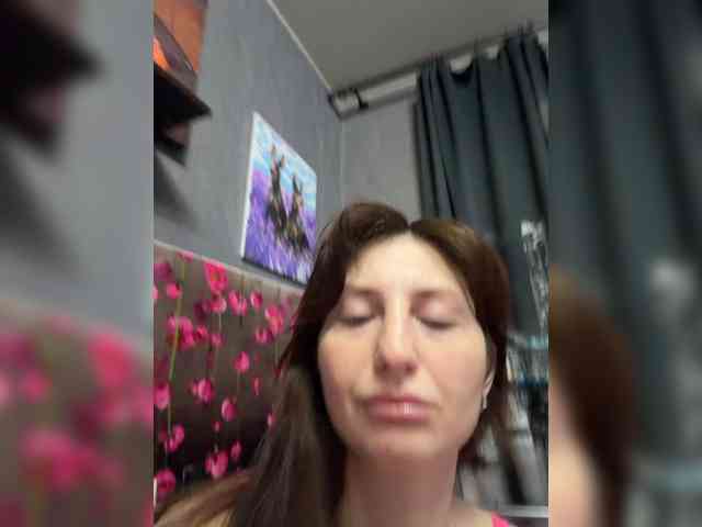 Valeriakisa28 webcam