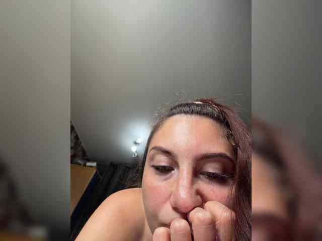 Valeriakisa28 webcam
