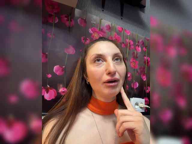 Valeriakisa28 webcam