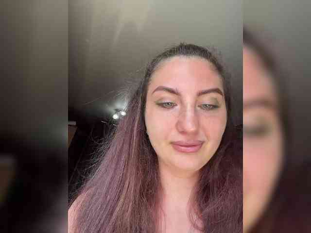 Valeriakisa28 Sex Cam Show