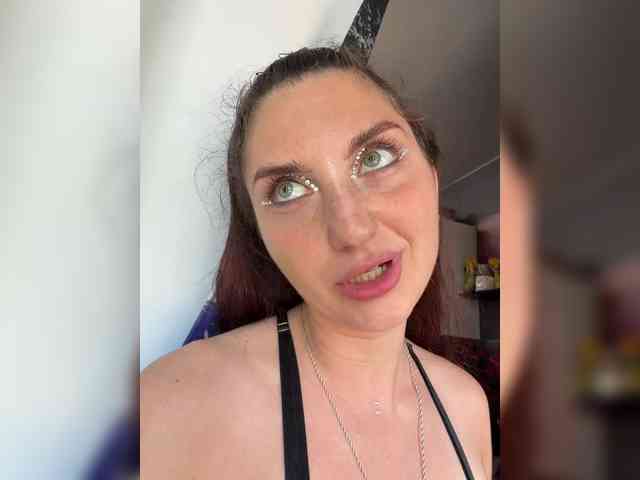 Valeriakisa28 Sex Cam Show