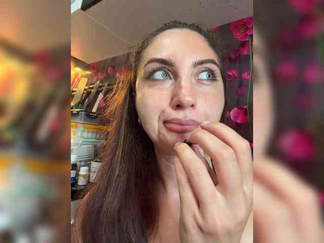 Valeriakisa28 webcam
