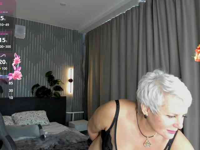 Linda-Zefir Live Webcam on BongaCams