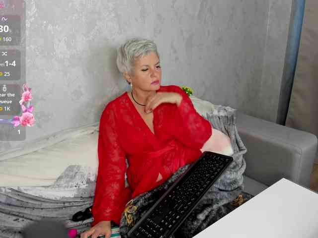 Model: Linda-Zefir