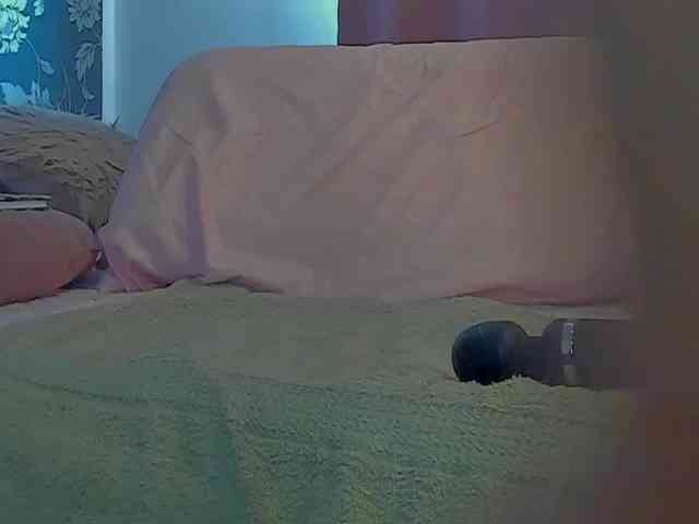 Modelo: velvetlunaa