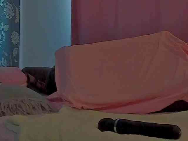 Velvetlunaa webcam