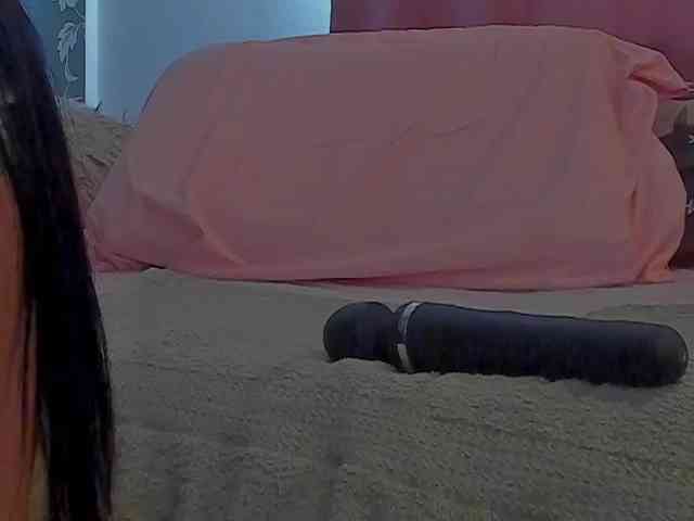 Modelo: velvetlunaa
