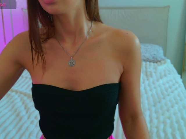 girlleysan live sex