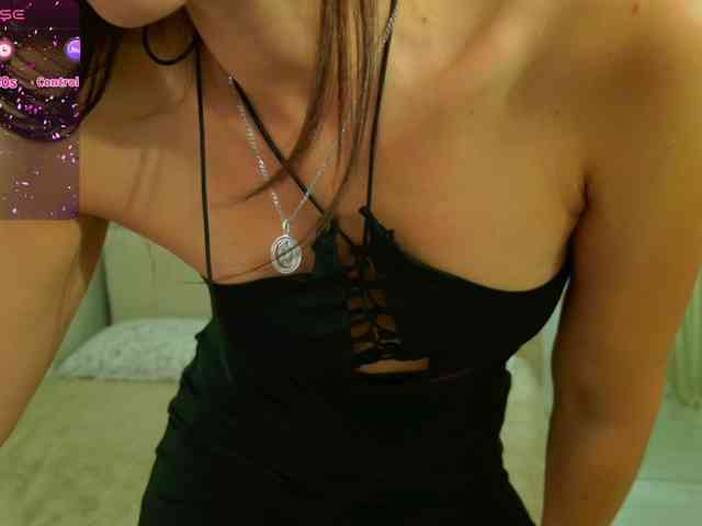 GirlLeysan webcam