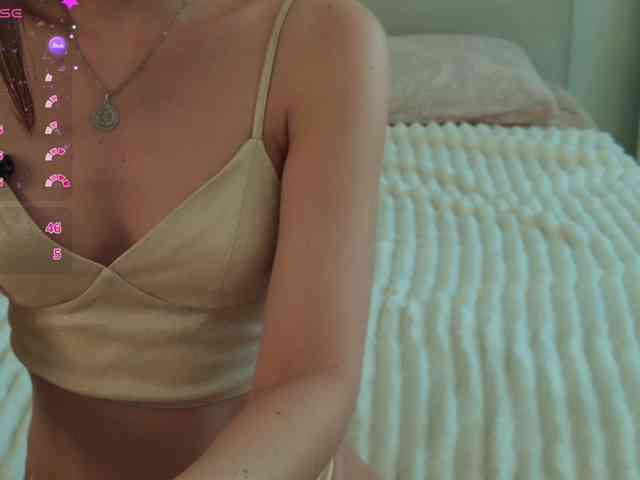 GirlLeysan webcam