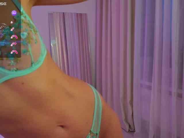 GirlLeysan webcam