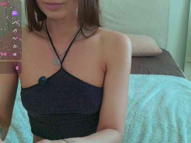 GirlLeysan webcam