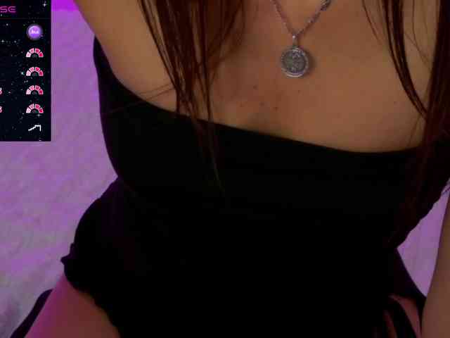 GirlLeysan webcam