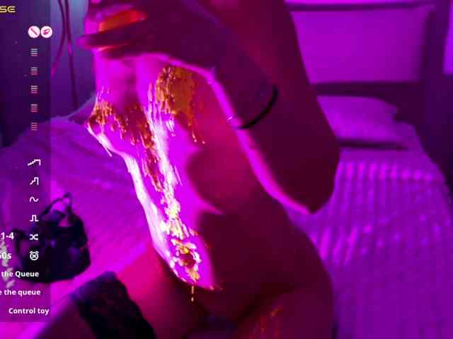 GirlLeysan webcam