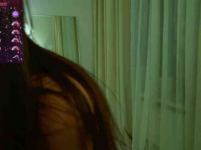 GirlLeysan webcam