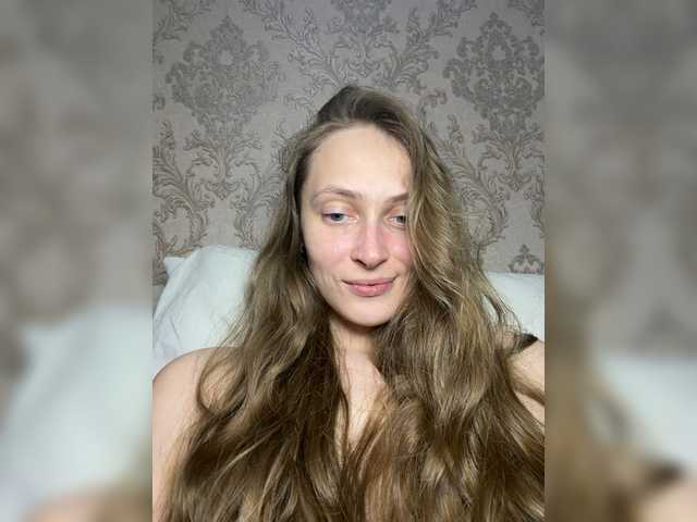 milano4ka-sexwife live cam on BongaCams