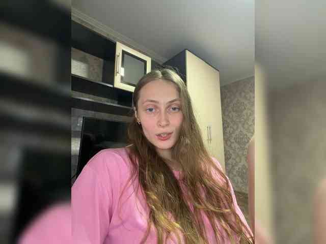 milano4ka_sexwife webcam