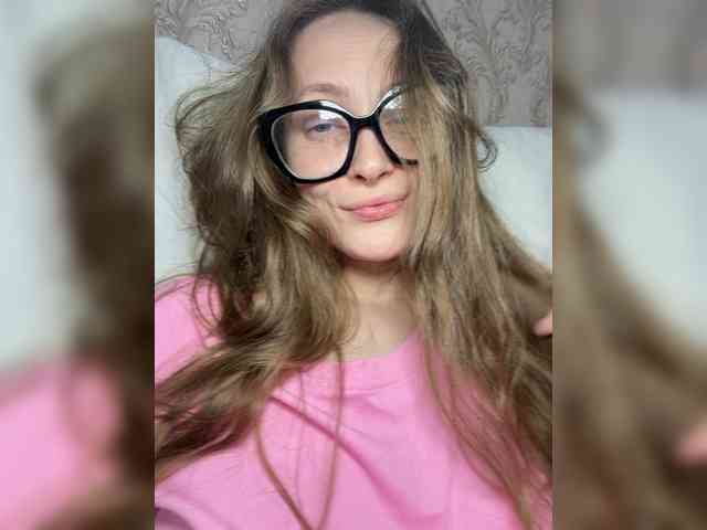 milano4ka_sexwife webcam