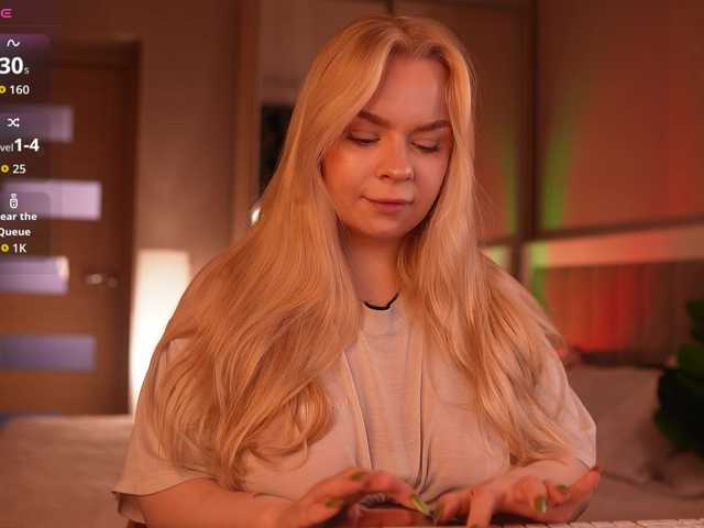 LisaLove4 live cam on BongaCams