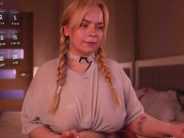LisaLove4 live cam on BongaCams