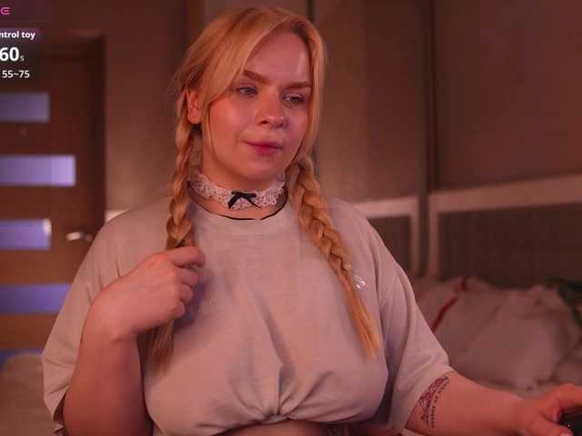 LisaLove4 live cam on BongaCams