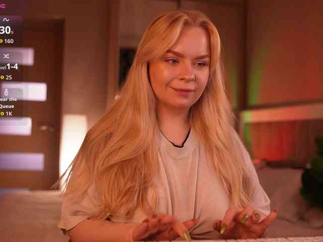 LisaLove4 webcam