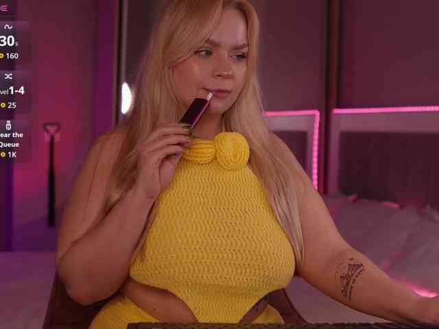 LisaLove4 webcam