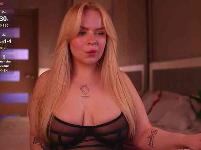 LisaLove4 webcam