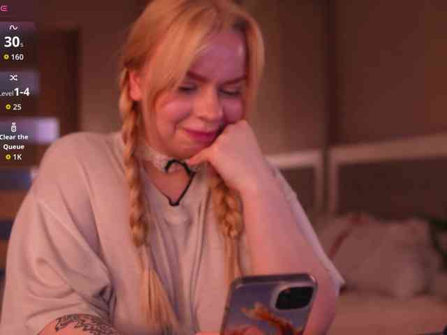 LisaLove4 webcam
