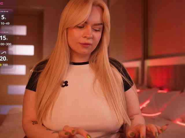 LisaLove4 webcam