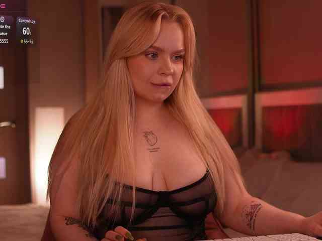 LisaLove4 webcam
