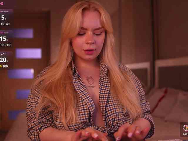 LisaLove4 webcam