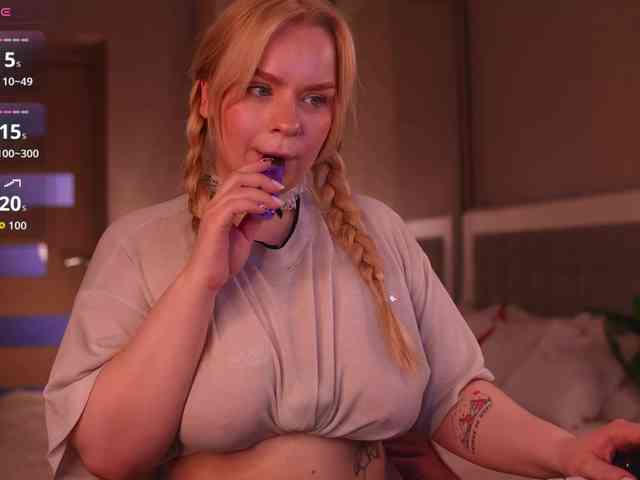 LisaLove4 webcam