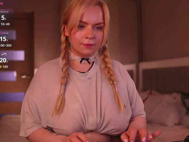 LisaLove4 webcam