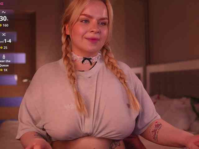 LisaLove4 webcam